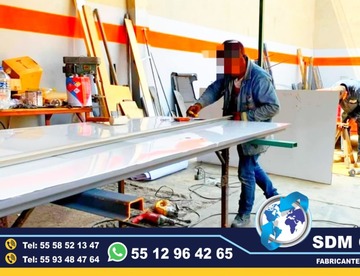 Sdm Global Mexico, Fabricacion conversion equipamiento y venta de Ambulancias de traslado y Unidades Medicas Moviles Especiales Hecho en Mexico. Sdm Global Mexico empresa 100% especializada en la venta fabricación conversión equipamiento de diferentes tipos de ambulancias de traslado y vehículos de emergencia, ofreciendo soluciones personalizadas para diversas necesidades en el mercado nacional.Dedicados a la fabricación de ambulancias y patrullas, ofreciendo servicios relacionados con la seguridad y emergencias, venta de unidades médicas móviles y ambulancias, además de carrocerías industriales, Somos un fabricante mexicano con más de 15 años de experiencia, especializado en la fabricación y comercialización de ambulancias y vehículos de rescate, con un enfoque en la alta calidad y el cumplimiento de normativas mexicanas.Diseñamos y equipamos ambulancias con la tecnología y los materiales necesarios para asegurar funcionalidad y seguridad, cumpliendo con las normativas mexicanas.En Sdm Global Mexico nos dedicamos a la Fabricacion conversion equipamiento y venta de Unidades Moviles Medicas Especiales en Mexico, somos fabricantes directos en Mexico.