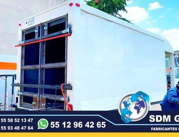 Sdm Global Mexico, Fabricacion conversion equipamiento y venta de Ambulancias de traslado y Unidades Medicas Moviles Especiales Hecho en Mexico. Sdm Global Mexico empresa 100% especializada en la venta fabricación conversión equipamiento de diferentes tipos de ambulancias de traslado y vehículos de emergencia, ofreciendo soluciones personalizadas para diversas necesidades en el mercado nacional.Dedicados a la fabricación de ambulancias y patrullas, ofreciendo servicios relacionados con la seguridad y emergencias, venta de unidades médicas móviles y ambulancias, además de carrocerías industriales, Somos un fabricante mexicano con más de 15 años de experiencia, especializado en la fabricación y comercialización de ambulancias y vehículos de rescate, con un enfoque en la alta calidad y el cumplimiento de normativas mexicanas.Diseñamos y equipamos ambulancias con la tecnología y los materiales necesarios para asegurar funcionalidad y seguridad, cumpliendo con las normativas mexicanas.En Sdm Global Mexico nos dedicamos a la Fabricacion conversion equipamiento y venta de Unidades Moviles Medicas Especiales en Mexico, somos fabricantes directos en Mexico.