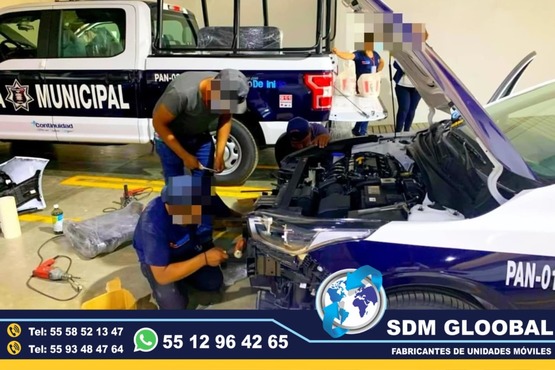 Sdm Global Mexico, Fabricacion conversion equipamiento y venta de Ambulancias de traslado y Unidades Medicas Moviles Especiales en Mexico. Sdm Global Mexico empresa 100% especializada en la venta fabricación conversión equipamiento de diferentes tipos de ambulancias de traslado y vehículos de emergencia, ofreciendo soluciones personalizadas para diversas necesidades en el mercado nacional.Dedicados a la fabricación de ambulancias y patrullas, ofreciendo servicios relacionados con la seguridad y emergencias, venta de unidades médicas móviles y ambulancias, además de carrocerías industriales,Somos un fabricante mexicano con más de 15 años de experiencia, especializado en la fabricación y comercialización de ambulancias y vehículos de rescate, con un enfoque en la alta calidad y el cumplimiento de normativas mexicanas.Diseñamos y equipamos ambulancias con la tecnología y los materiales necesarios para asegurar funcionalidad y seguridad, cumpliendo con las normativas mexicanas.En Sdm Global Mexico nos dedicamos a la Fabricacion conversion equipamiento y venta de Unidades Moviles Medicas Especiales en Mexico, somos fabricantes directos en Mexico.