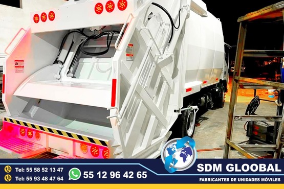 Sdm Global Mexico, Fabricacion conversion equipamiento y venta de Ambulancias de traslado y Unidades Medicas Moviles Especiales en Mexico. Sdm Global Mexico empresa 100% especializada en la venta fabricación conversión equipamiento de diferentes tipos de ambulancias de traslado y vehículos de emergencia, ofreciendo soluciones personalizadas para diversas necesidades en el mercado nacional.Dedicados a la fabricación de ambulancias y patrullas, ofreciendo servicios relacionados con la seguridad y emergencias, venta de unidades médicas móviles y ambulancias, además de carrocerías industriales,Somos un fabricante mexicano con más de 15 años de experiencia, especializado en la fabricación y comercialización de ambulancias y vehículos de rescate, con un enfoque en la alta calidad y el cumplimiento de normativas mexicanas.Diseñamos y equipamos ambulancias con la tecnología y los materiales necesarios para asegurar funcionalidad y seguridad, cumpliendo con las normativas mexicanas.En Sdm Global Mexico nos dedicamos a la Fabricacion conversion equipamiento y venta de Unidades Moviles Medicas Especiales en Mexico, somos fabricantes directos en Mexico.