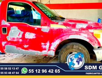 Sdm Global Mexico, Fabricacion conversion equipamiento y venta de Ambulancias de traslado y Unidades Medicas Moviles Especiales Hecho en Mexico. Sdm Global Mexico empresa 100% especializada en la venta fabricación conversión equipamiento de diferentes tipos de ambulancias de traslado y vehículos de emergencia, ofreciendo soluciones personalizadas para diversas necesidades en el mercado nacional.Dedicados a la fabricación de ambulancias y patrullas, ofreciendo servicios relacionados con la seguridad y emergencias, venta de unidades médicas móviles y ambulancias, además de carrocerías industriales, Somos un fabricante mexicano con más de 15 años de experiencia, especializado en la fabricación y comercialización de ambulancias y vehículos de rescate, con un enfoque en la alta calidad y el cumplimiento de normativas mexicanas.Diseñamos y equipamos ambulancias con la tecnología y los materiales necesarios para asegurar funcionalidad y seguridad, cumpliendo con las normativas mexicanas.En Sdm Global Mexico nos dedicamos a la Fabricacion conversion equipamiento y venta de Unidades Moviles Medicas Especiales en Mexico, somos fabricantes directos en Mexico.